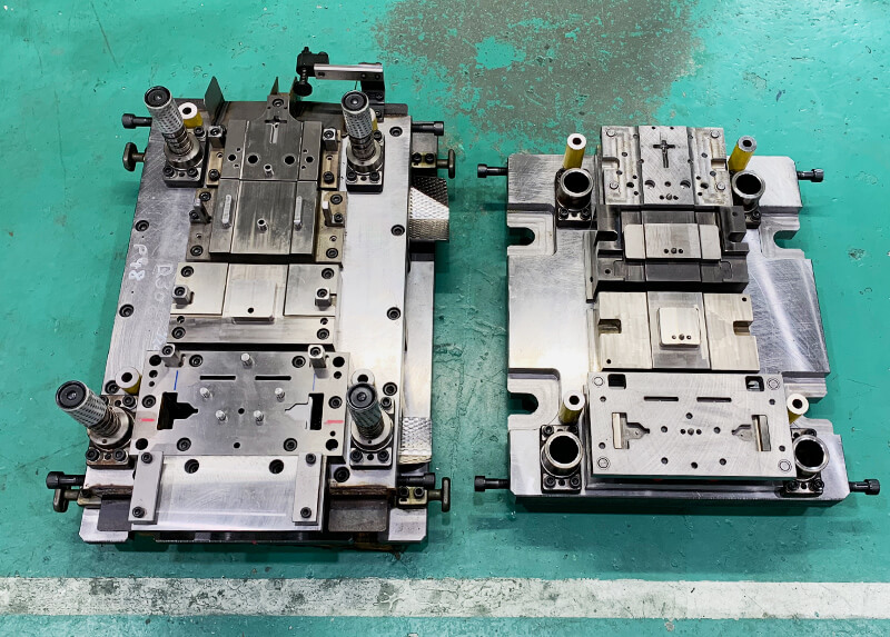 110ton順送プレス金型